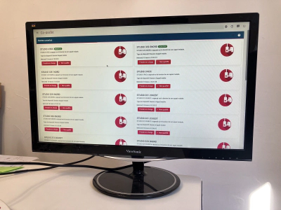 Écran de report installé